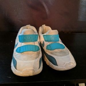Boys sneakers
